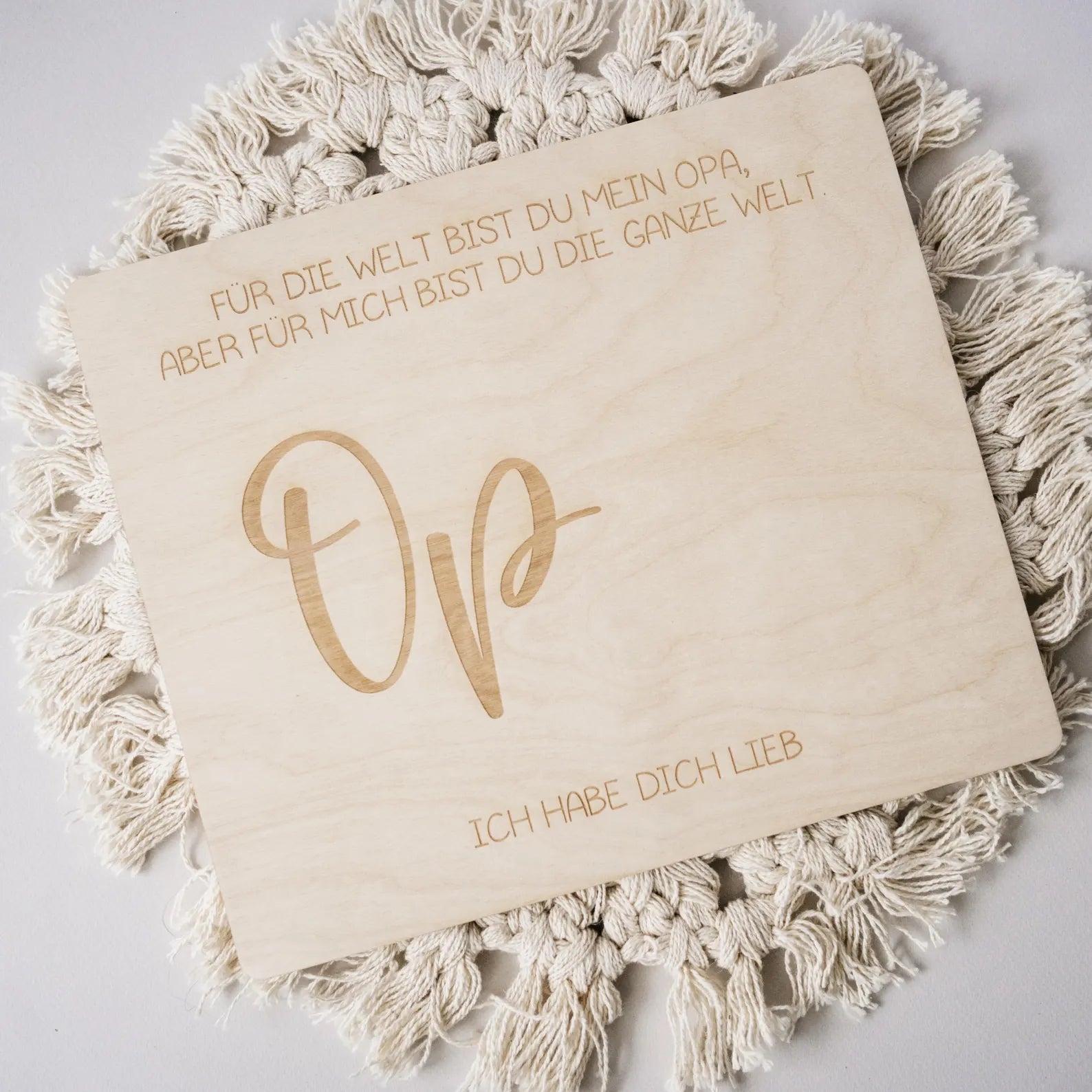 Handabdruck Brettchen Opa – Personalisiertes Holzgeschenk (1 Kind) Alicas Schlawiner - malmichmunt.com