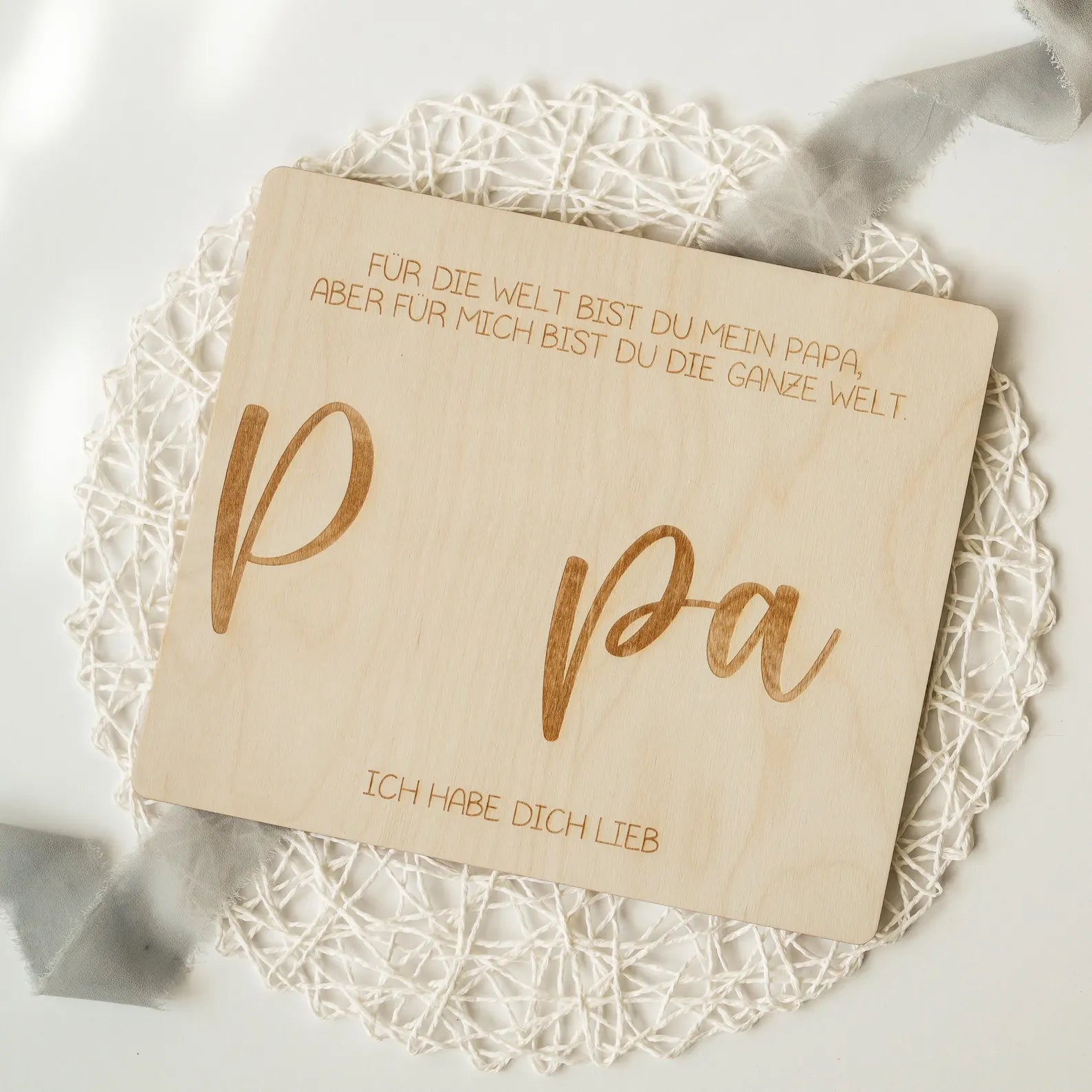 Handabdruck Brettchen Papa – Personalisiertes Holzgeschenk (1 Kind) Alicas Schlawiner - malmichmunt.com