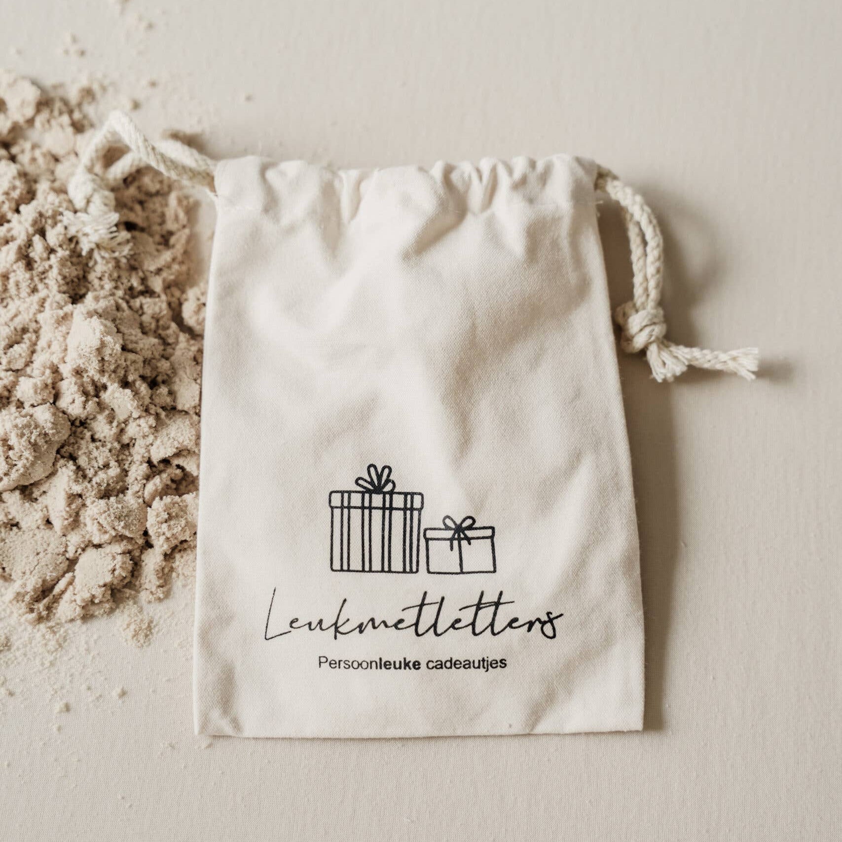 Leukmetletters - Kleine Sensorikspiel Füllschalen - Frühling Leukmetletters - malmichmunt.com