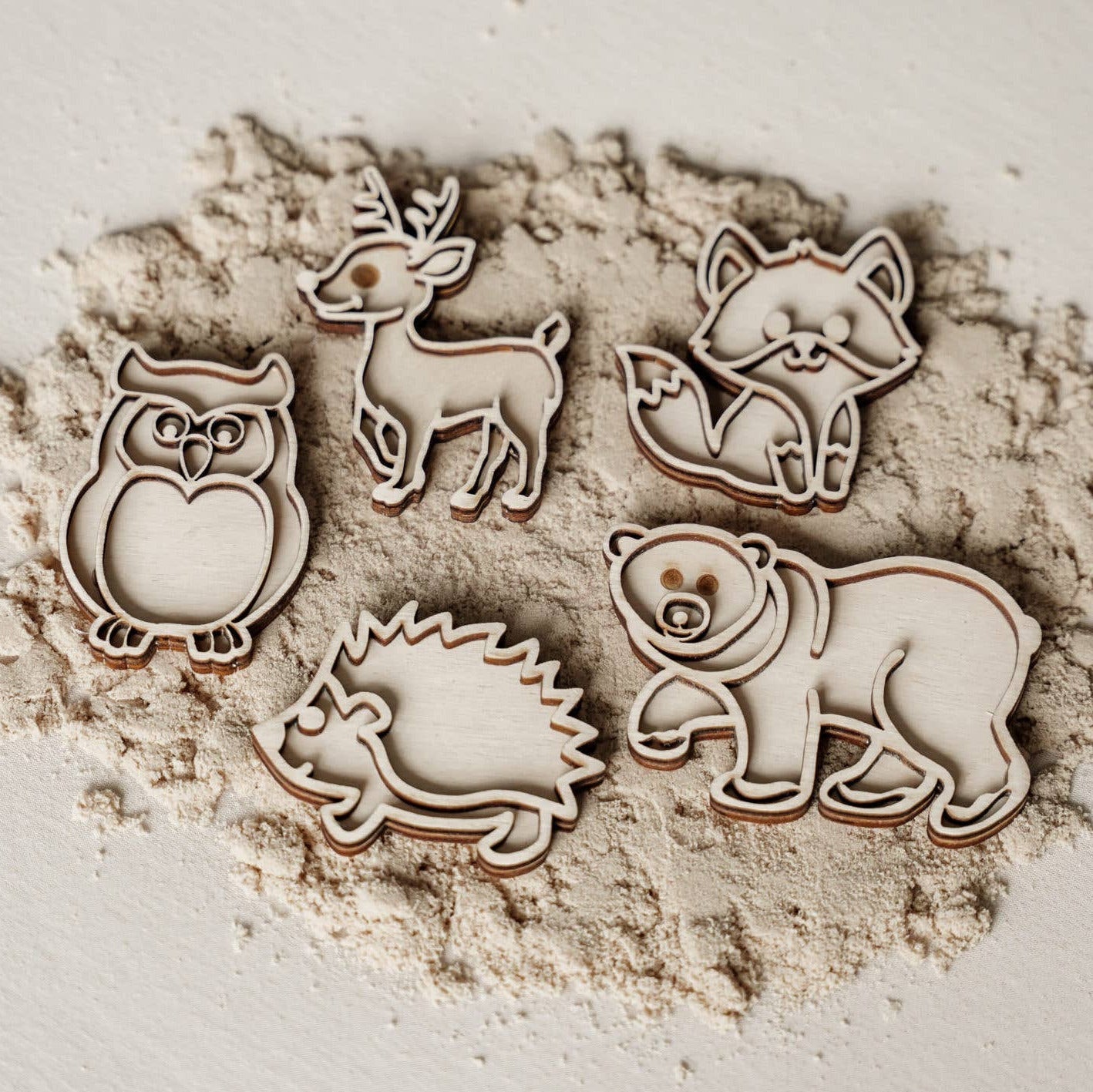 Leukmetletters - Kleine Sensorikspiel Füllschalen - Waldtiere Leukmetletters - malmichmunt.com