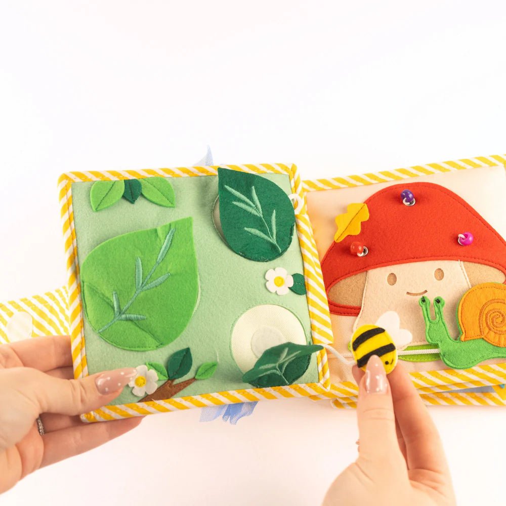 Mini Quiet Book "Kleine Buntschuppe" (ab 6 Monate) Jolly Designs - malmichmunt.com