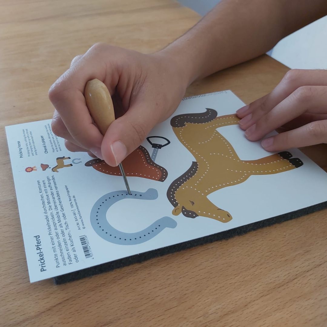Prickeln für Kinder - Prickelset Pferde & Ponys Familienmomente - malmichmunt.com