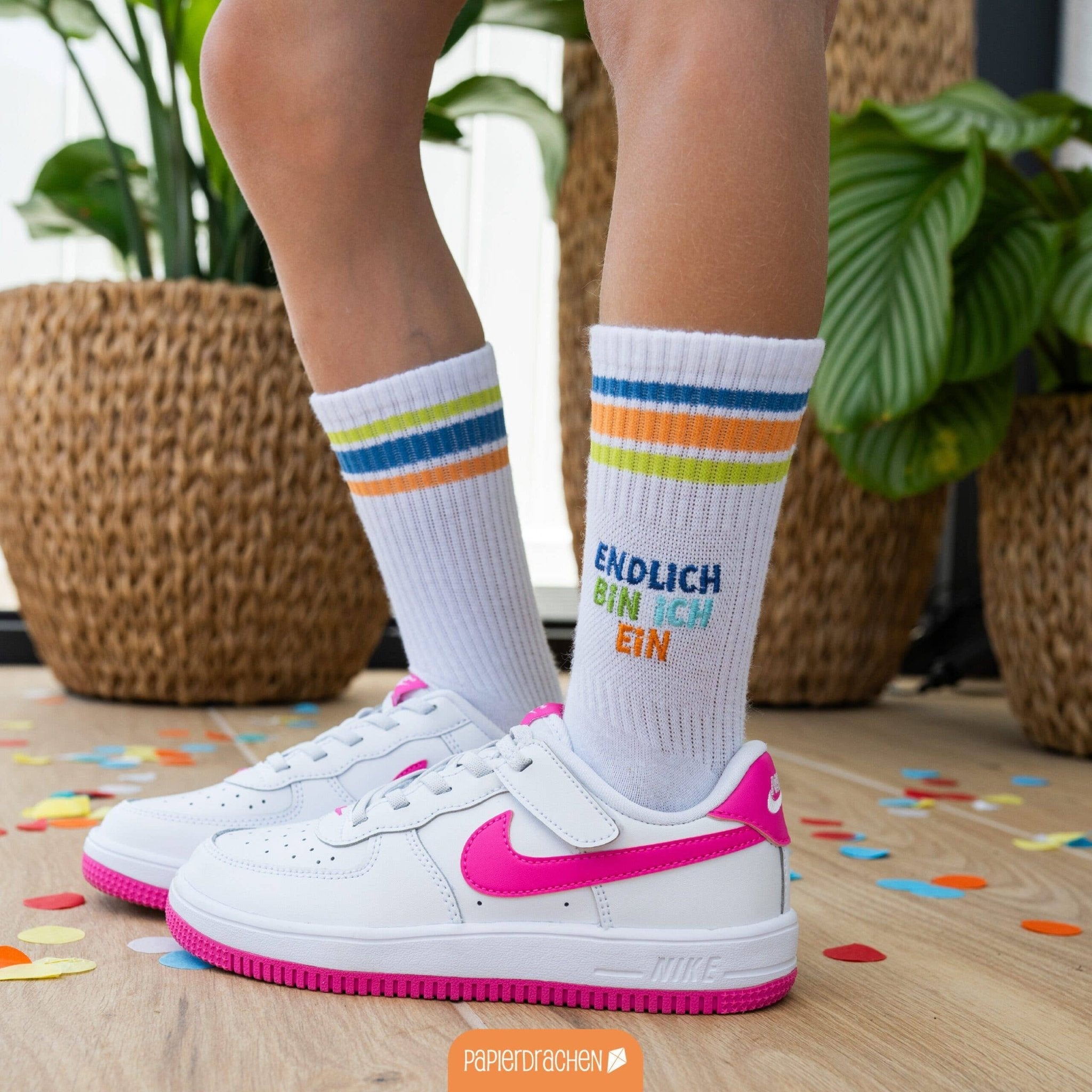 Schulanfang Socken - blau - Endlich bin ich ein Schulkind Papierdrachen - malmichmunt.com